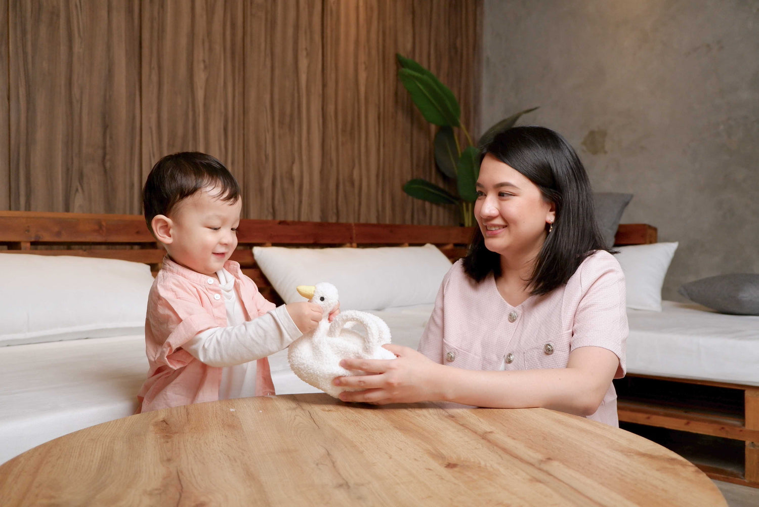 簡單上手!0-3歲居家親子遊戲大全